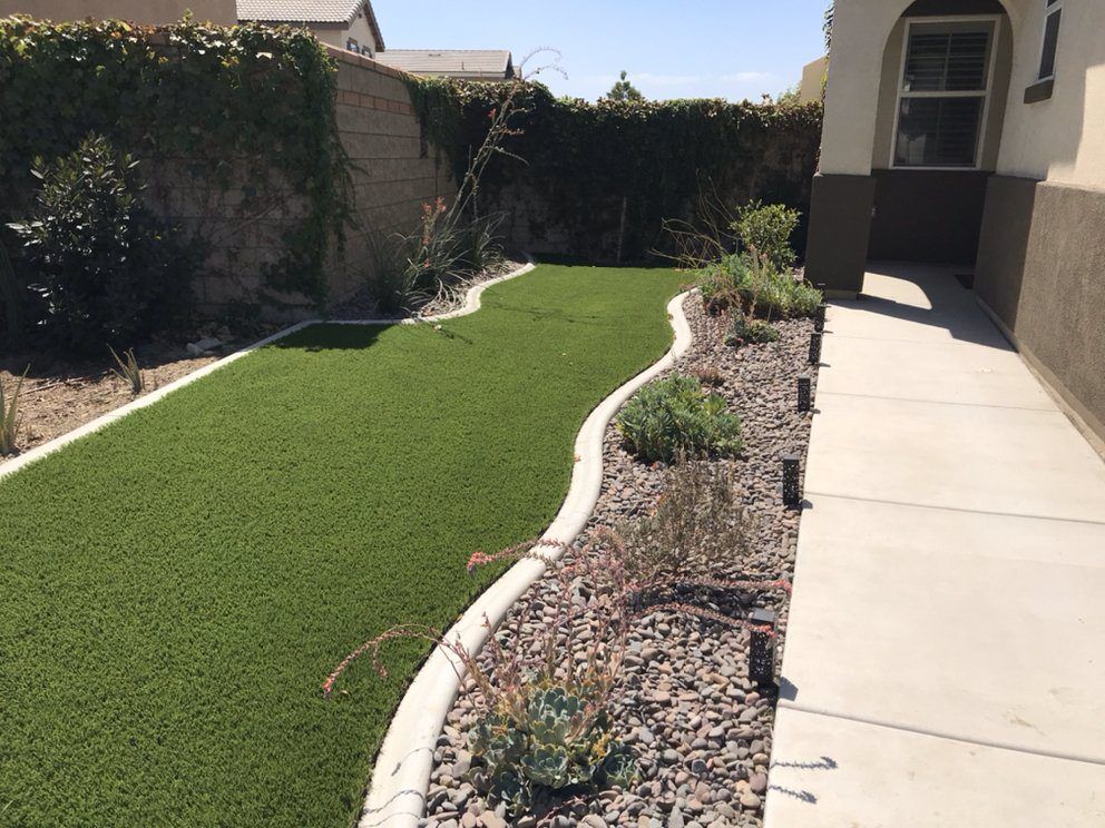 Artificial Grass Landscapes. Lake Elsinore Artificial Grass, & Pavers