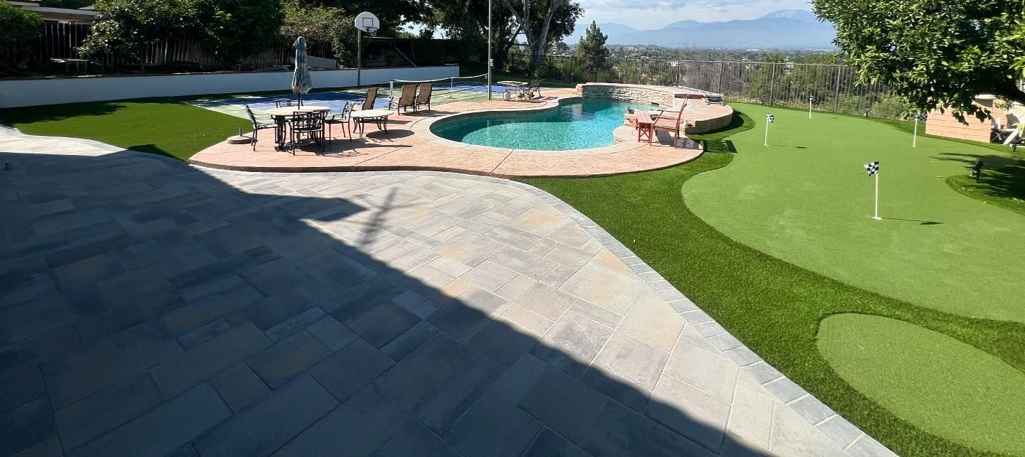 Pavers-Evergreen-and-Links-Putt-Putting-Green-Pomona-CA.webp Walkway & Pathway Pavers, Lake Elsinore Artificial Grass